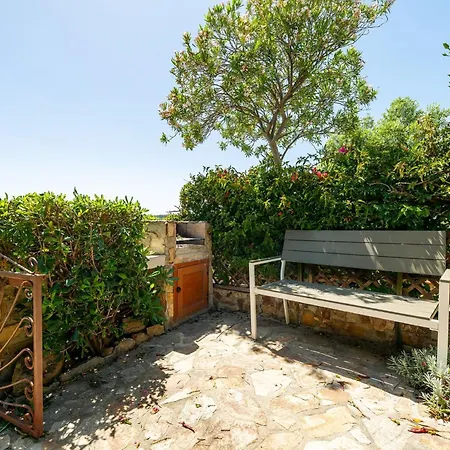 Сasa de vacaciones Casetta Nel Blu By Interhome Simius